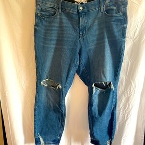 Old navy 22 short rockstar super skinny secret slim pockets & waistband jeans